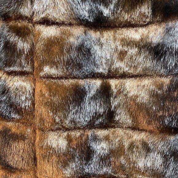 Michael Michael Kors walnut Faux Fur Vest NWT - Picture 2 of 9